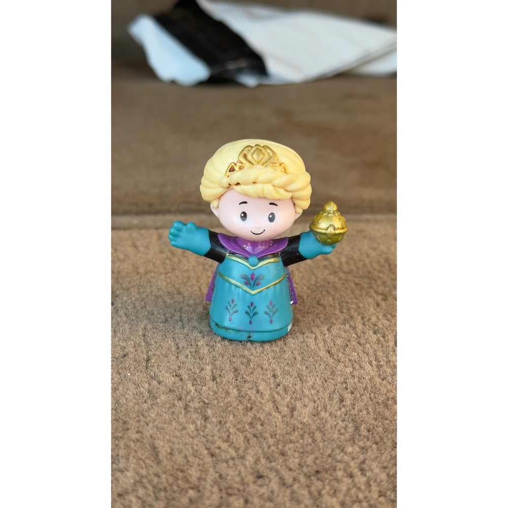 Fisher Price Little People Disney Frozen Elsa Coronation Figure Blue Dress Crown